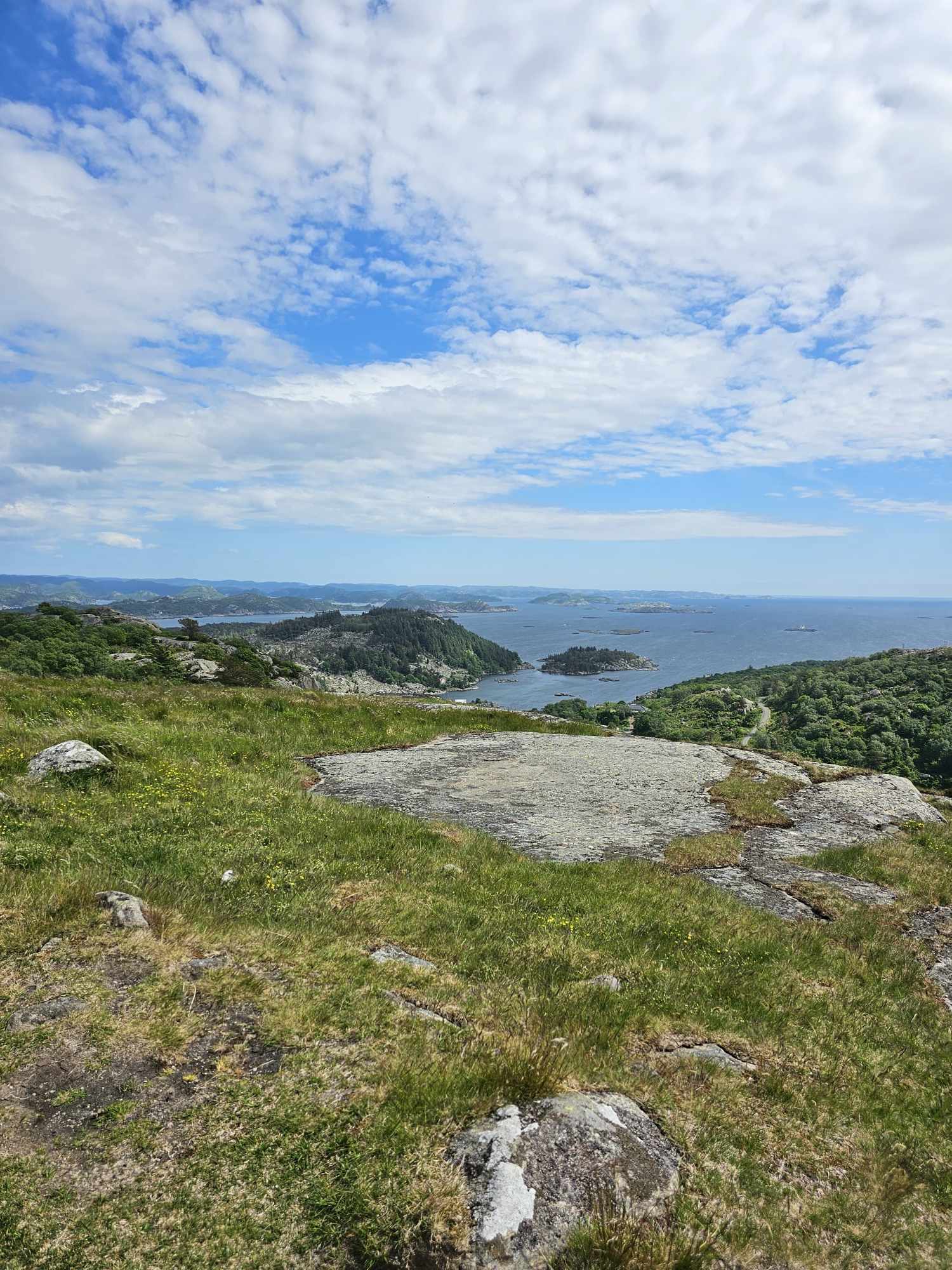 messenger_creation_45263a9d-ea79-45e0-ab0b-5a018ec8c1d3